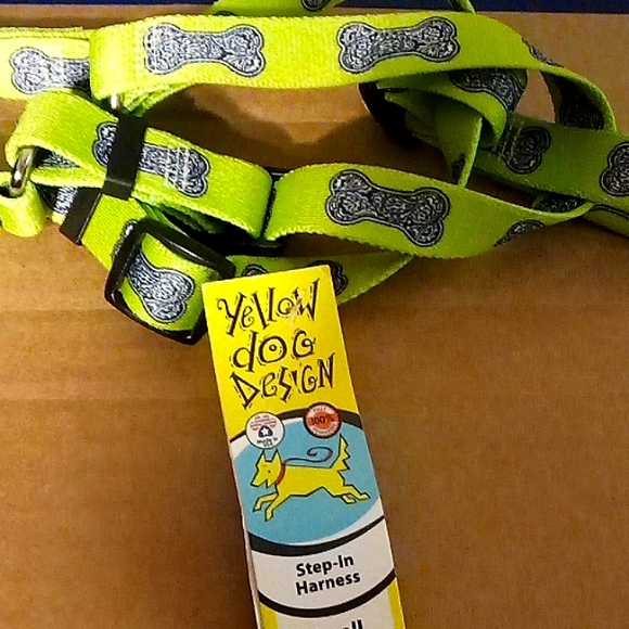 Yellow dog small step in dog harness - Picture 1 of 4